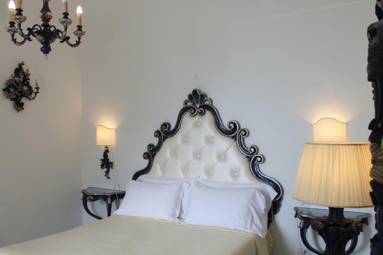 Queen View Apartment - No Kitchen Positano Esterno foto