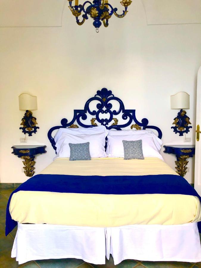 Queen View Apartment - No Kitchen Positano Esterno foto